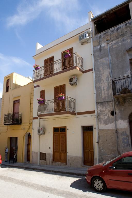 Casa Libertà Apartment Castellammare del Golfo Bagian luar foto