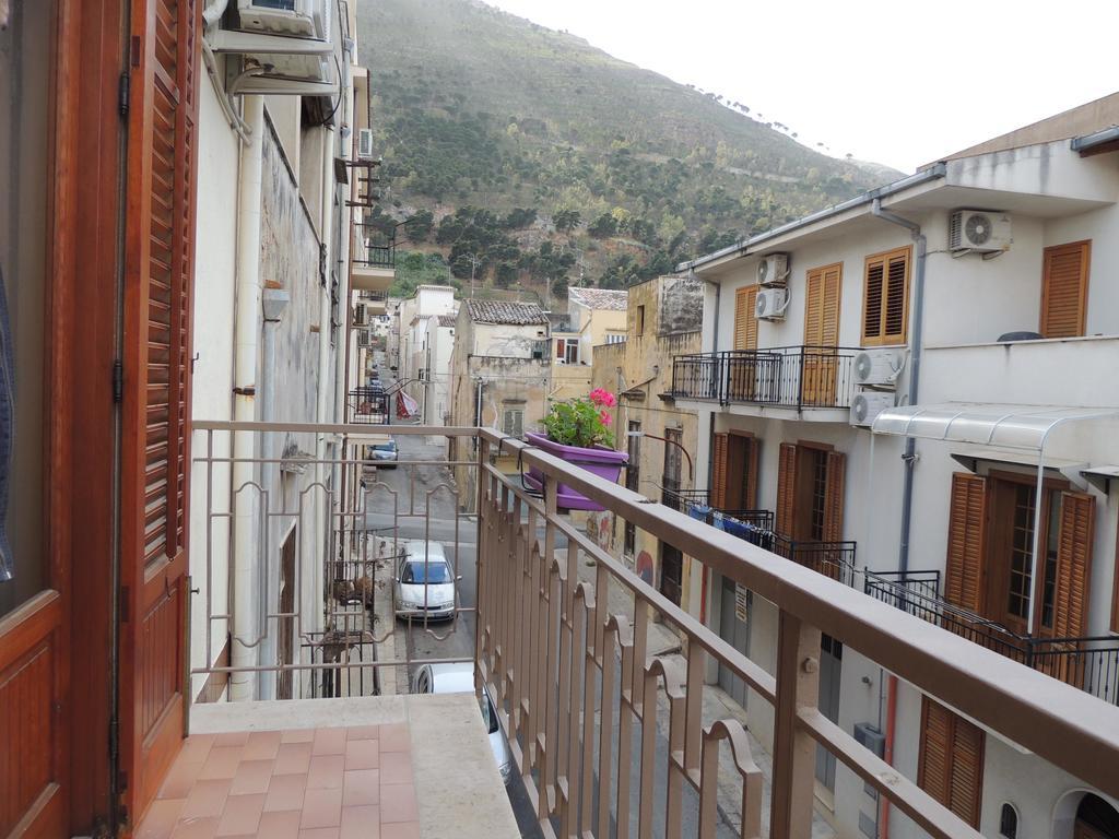 Casa Libertà Apartment Castellammare del Golfo Ruang foto